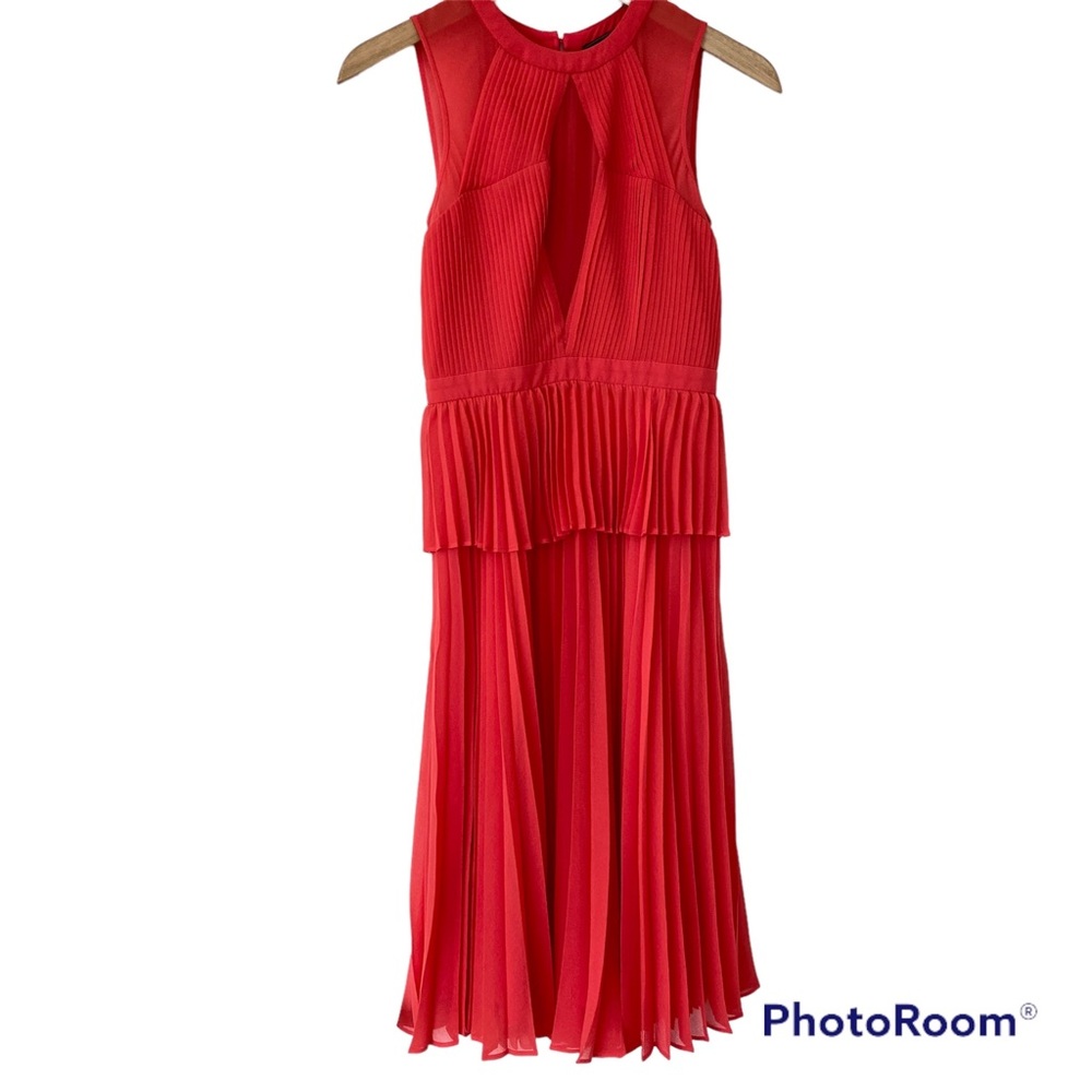 BCBGMaxAzria Red Pleated Sleeveless Midi Dress